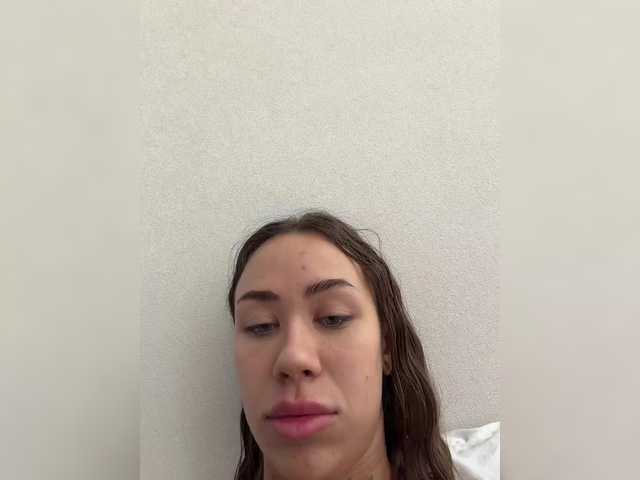 IRAONIC live cam on BongaCams