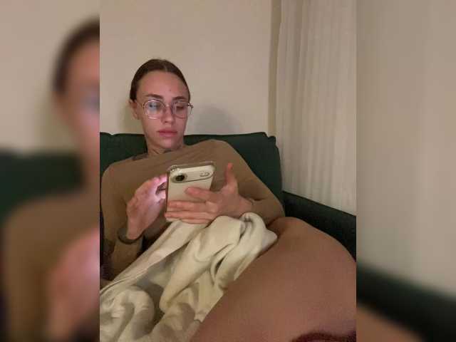 IRAONIC live webcam show