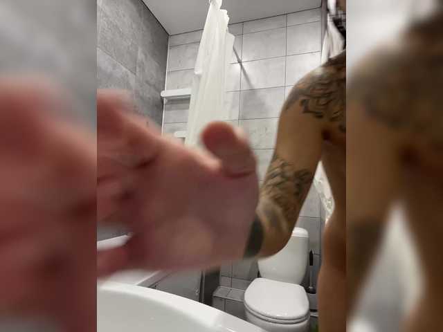 v_-_-_v