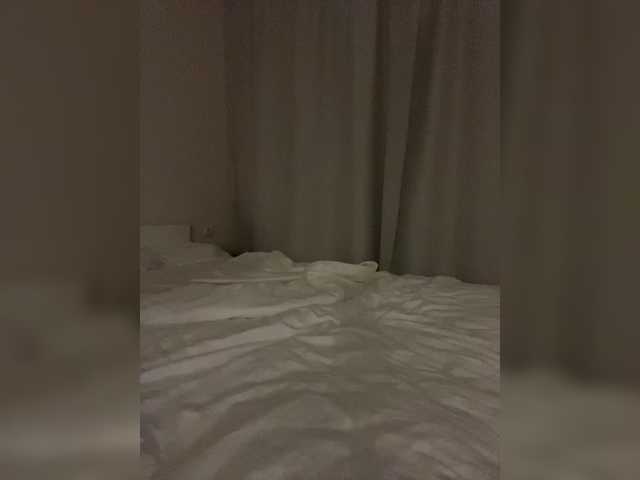 IRAONIC live cam on BongaCams