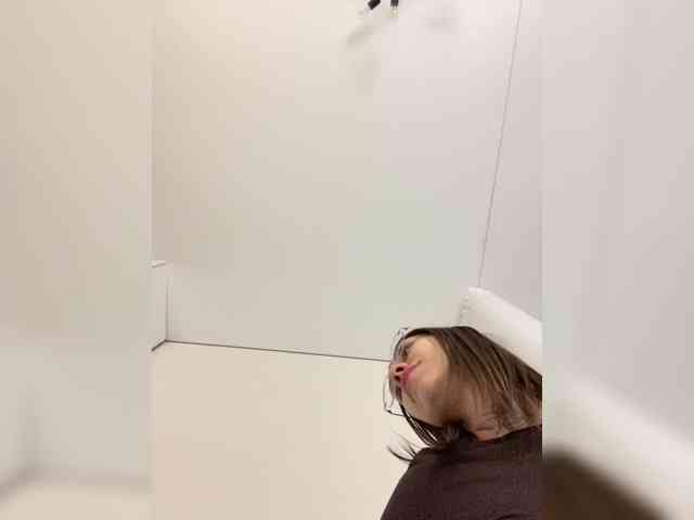 v_-_-_v