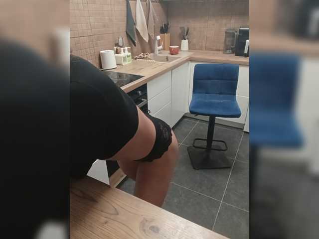 athleticcwoman live cam on BongaCams