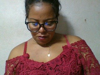 Barbie12's Live Webcam