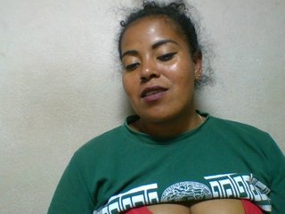 Barbie12's Live Webcam
