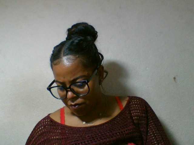 Barbie12 live cam on BongaCams