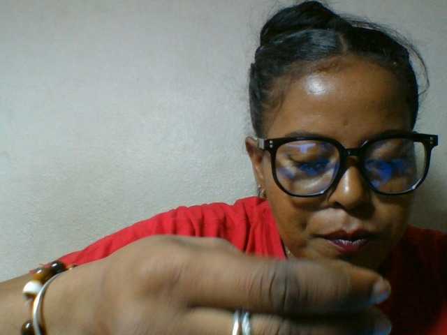 Barbie12 live cam on BongaCams