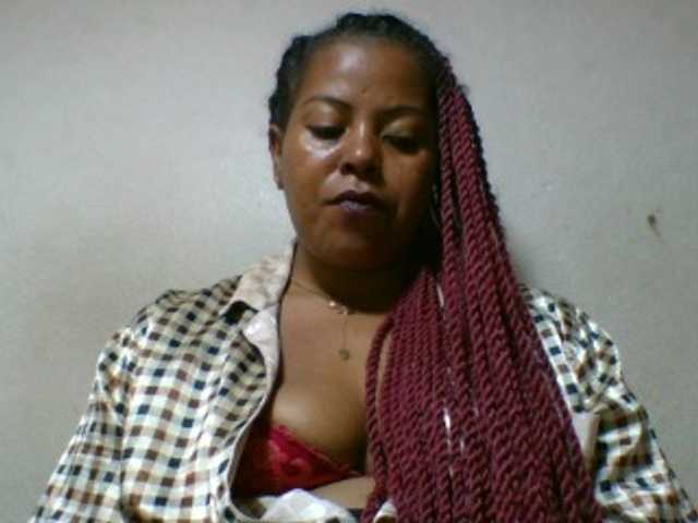 Barbie12 live cam on BongaCams