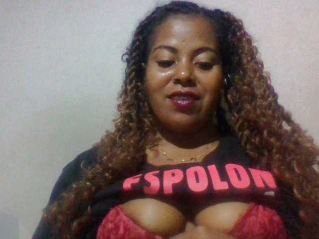 Barbie12 live cam on BongaCams