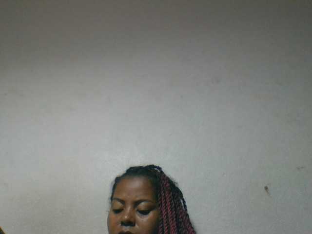 Barbie12 live cam on BongaCams