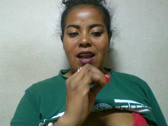Barbie12 live cam on BongaCams