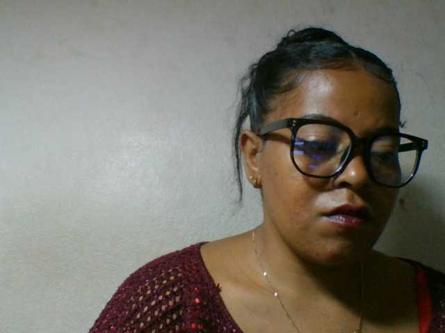 Barbie12 live cam on BongaCams