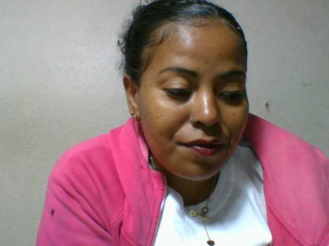 Barbie12 live cam on BongaCams