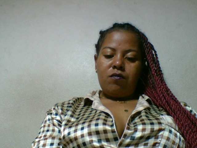 Barbie12 live cam on BongaCams
