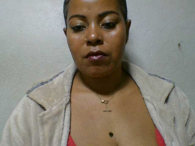 Barbie12 live cam on BongaCams