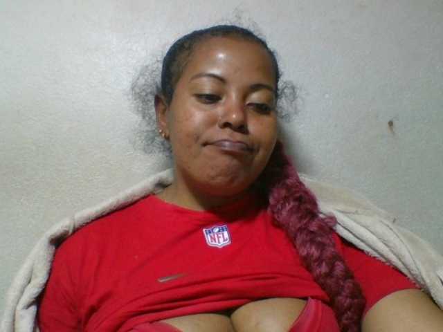 Barbie12 live cam on BongaCams
