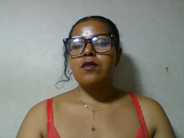 Barbie12 live cam on BongaCams