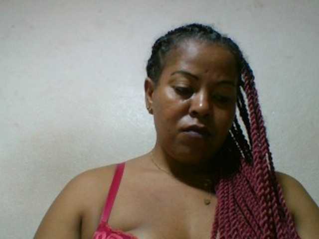 Barbie12 live cam on BongaCams
