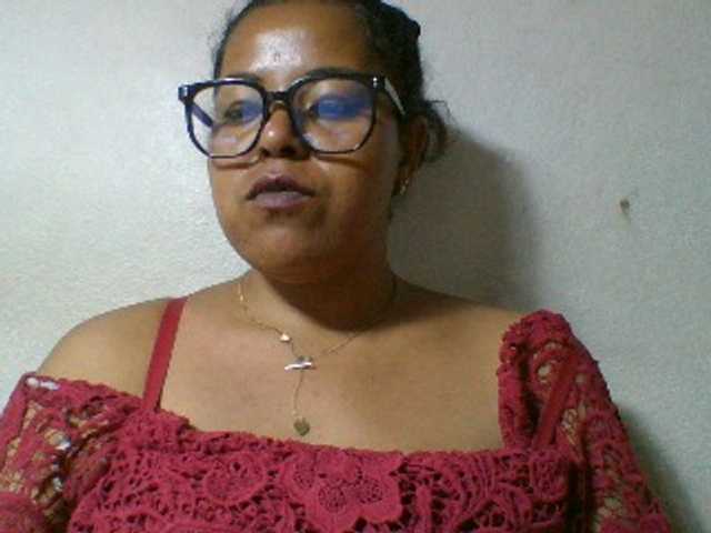 Barbie12 live cam on BongaCams