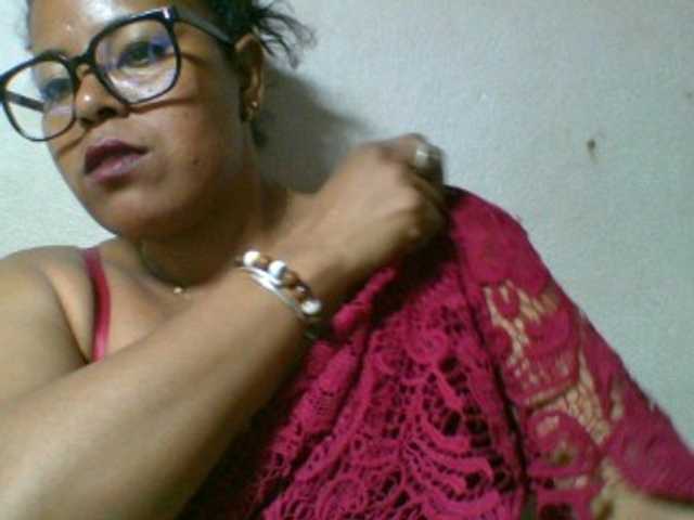 Barbie12 live cam on BongaCams
