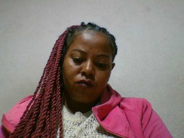 Barbie12 live cam on BongaCams