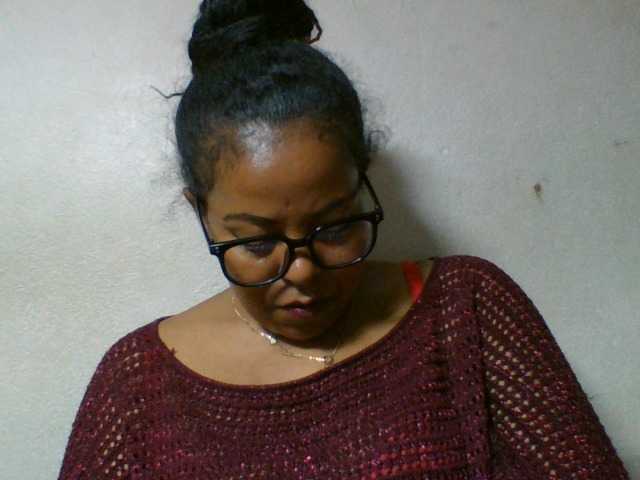 Barbie12 live cam on BongaCams