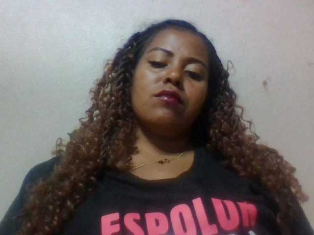 Barbie12 live cam on BongaCams