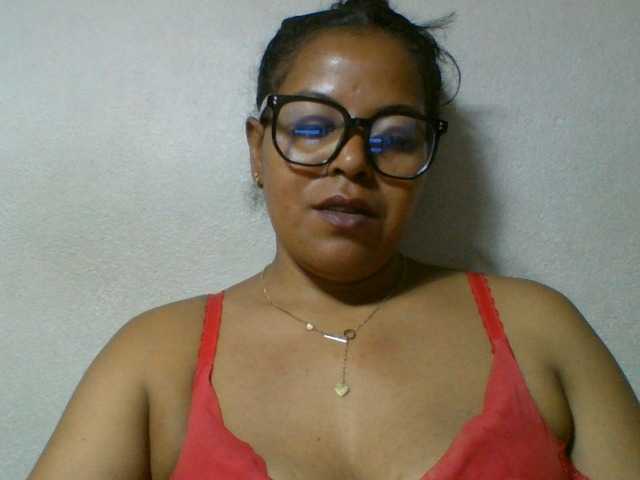 Camgirl Barbie12 sur Bongacams