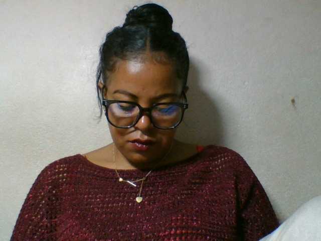 Barbie12 live cam on BongaCams