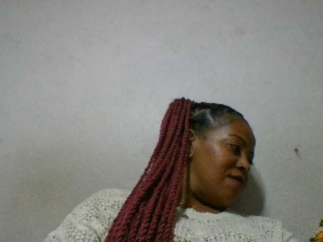 Barbie12 live cam on BongaCams