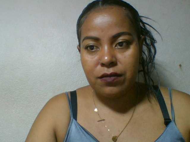 Barbie12 live cam on BongaCams