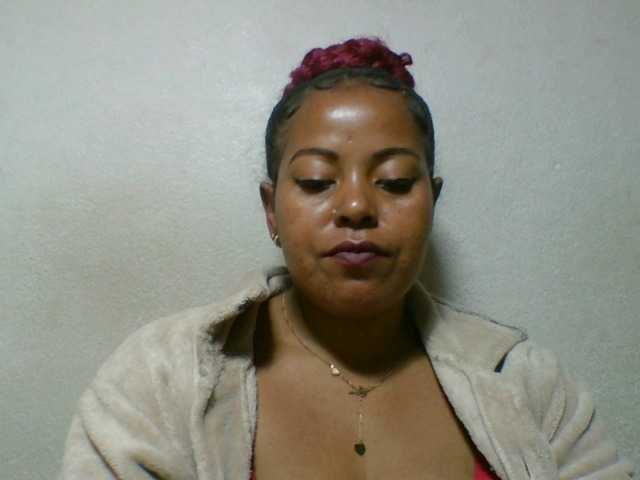Barbie12 live cam on BongaCams