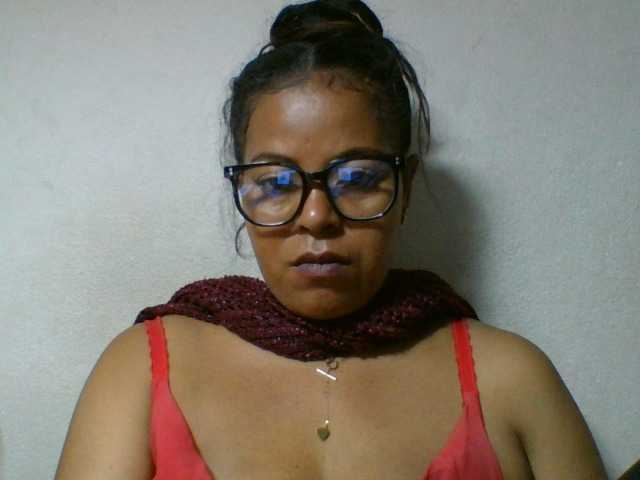 Barbie12 live cam on BongaCams