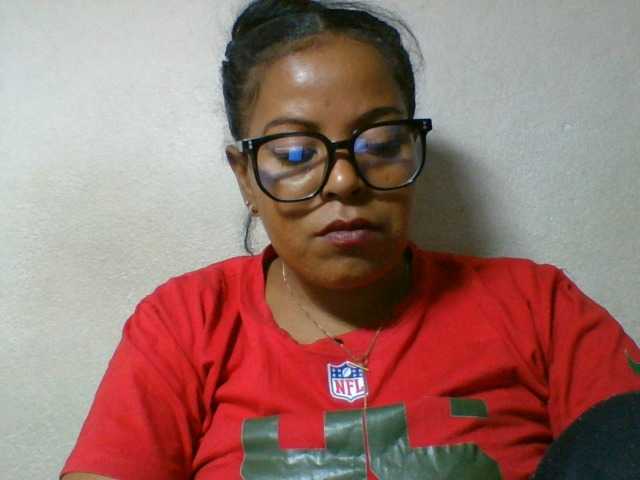 Barbie12 live cam on BongaCams