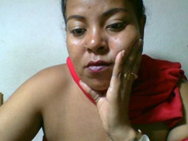 Barbie12 live cam on BongaCams