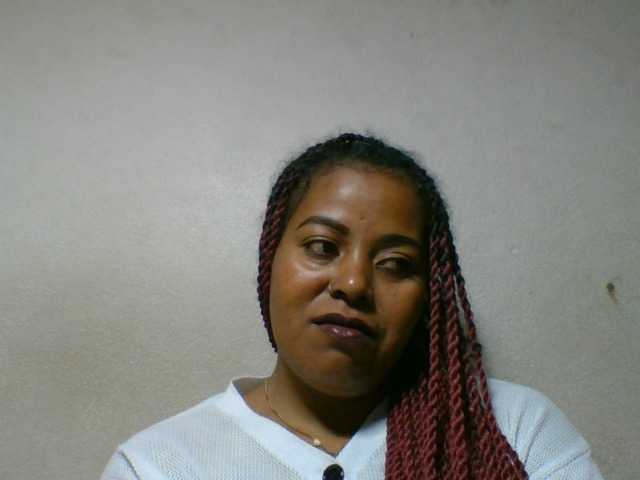 Barbie12 live cam on BongaCams