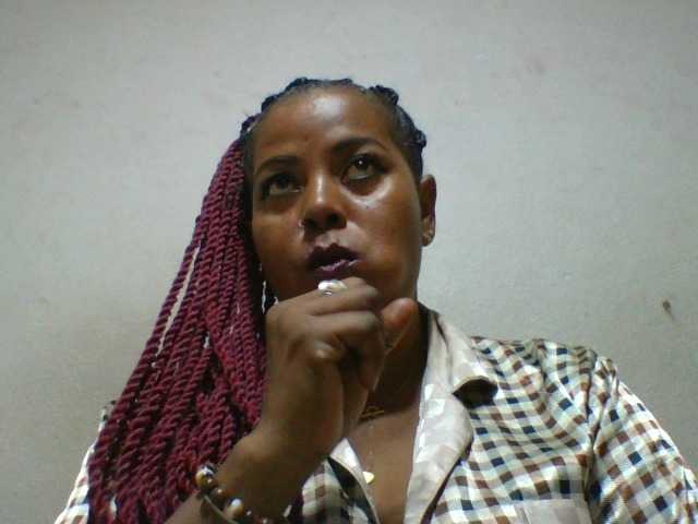 Barbie12 live cam on BongaCams