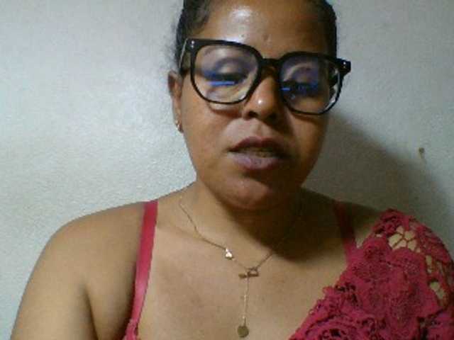 Barbie12 live cam on BongaCams