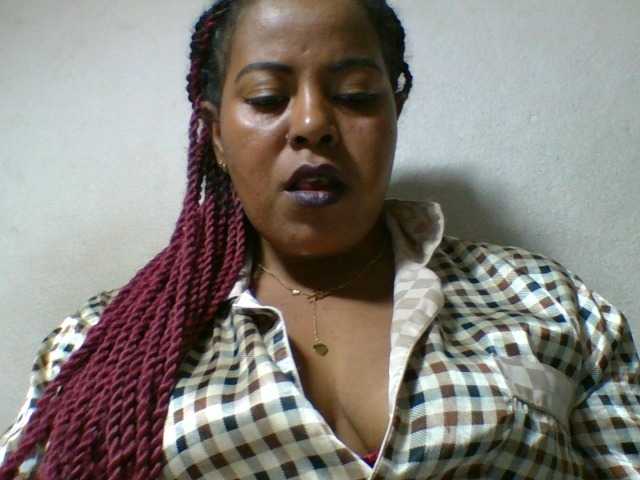 Barbie12 live cam on BongaCams