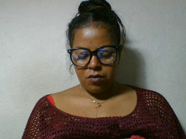 Barbie12 live cam on BongaCams