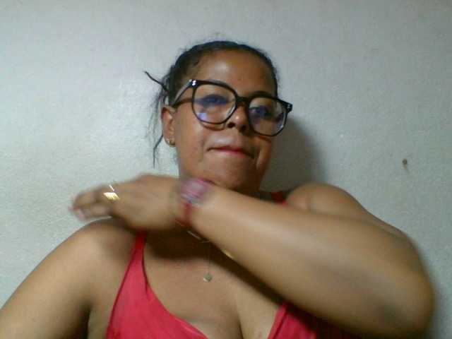 Barbie12 live cam on BongaCams