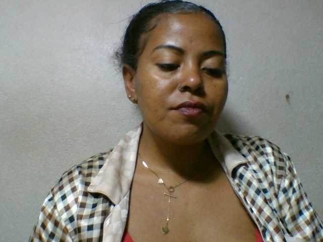 Barbie12 live cam on BongaCams