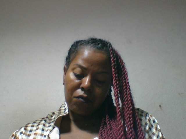Barbie12 live cam on BongaCams