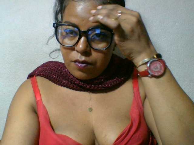 Barbie12 live cam on BongaCams