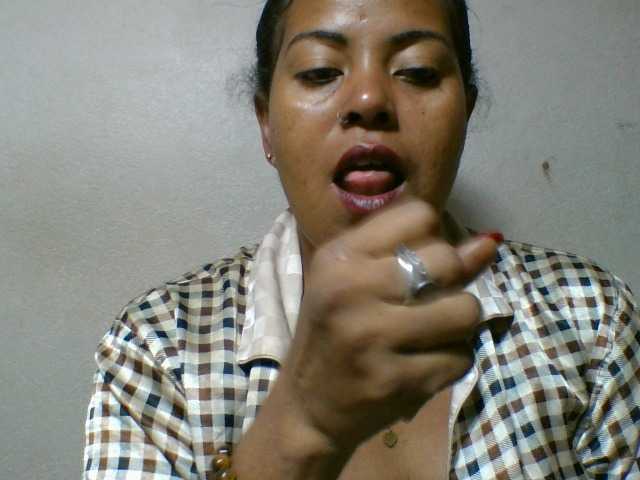 Barbie12 live cam on BongaCams