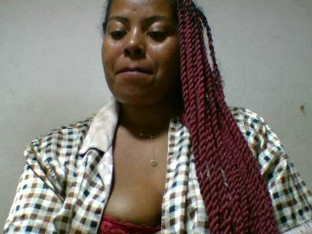 Barbie12 live cam on BongaCams