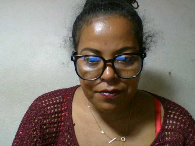 Barbie12 live cam on BongaCams