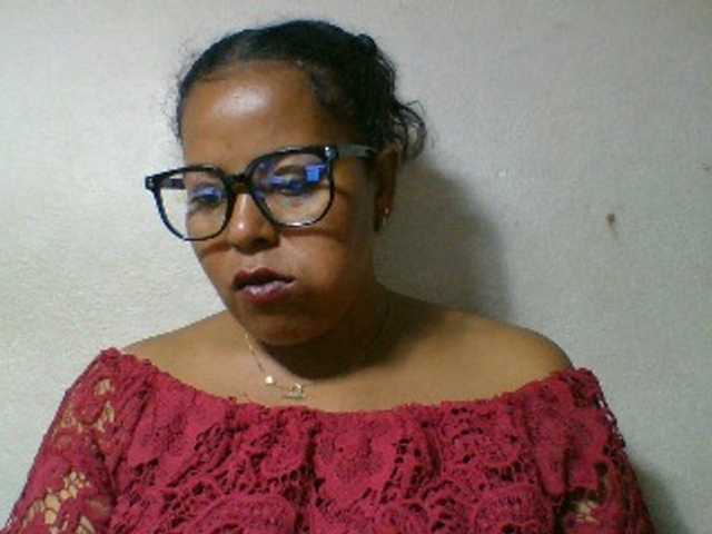 Barbie12 live cam on BongaCams