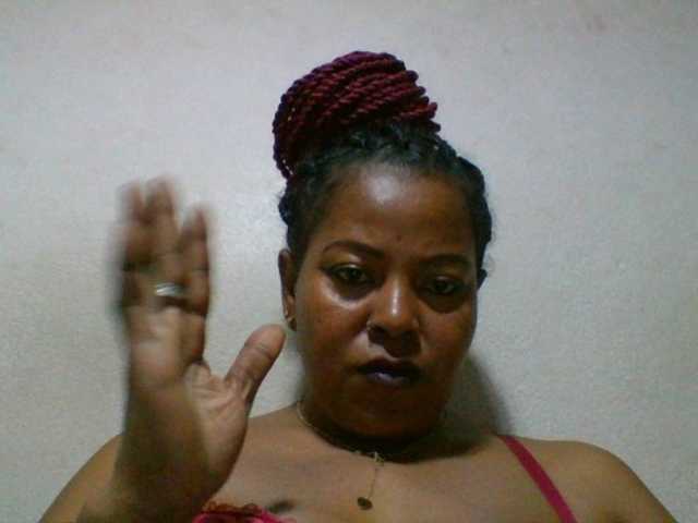 Barbie12 live cam on BongaCams