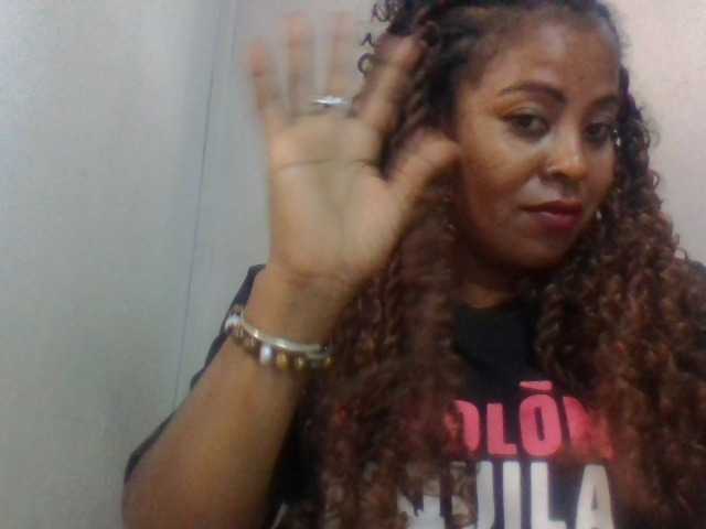 Barbie12 live cam on BongaCams