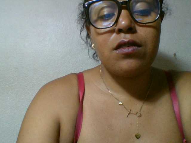 Barbie12 live cam on BongaCams